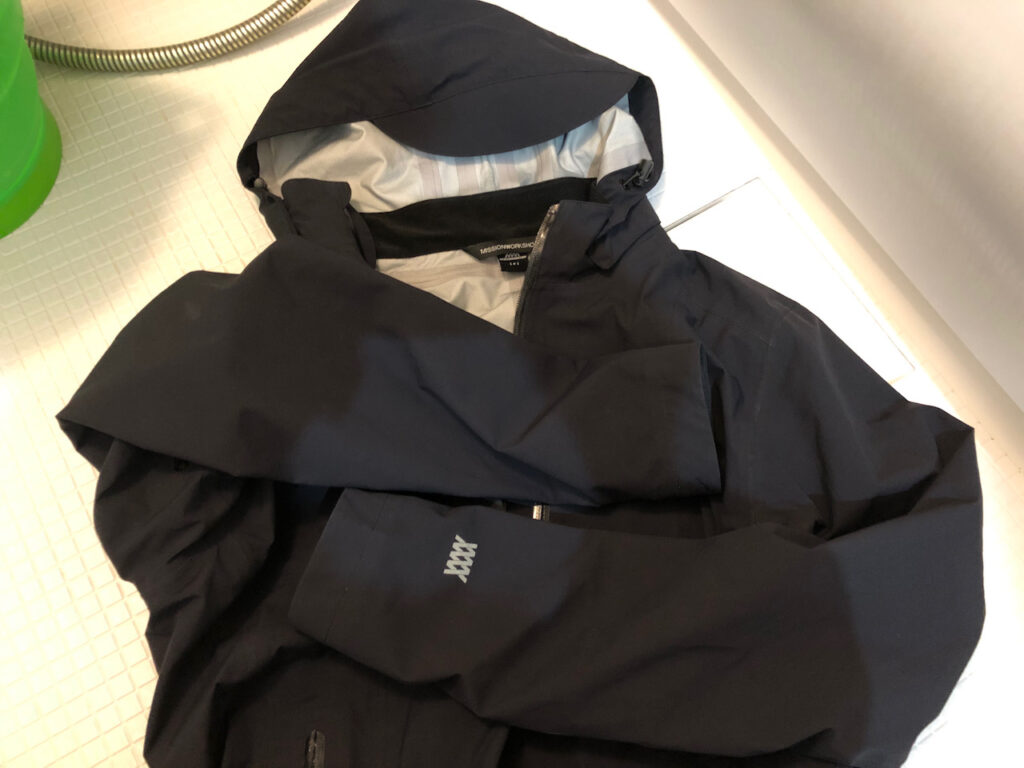 アークテリクス"ベータSL"